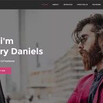 Larry v1.0.1 - Personal Onepage WordPress Theme